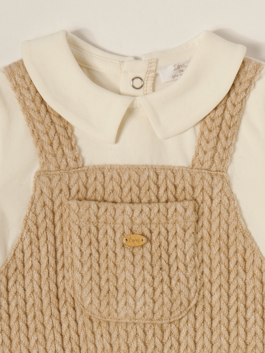 Tutina beige con colletto classico per neonato_2