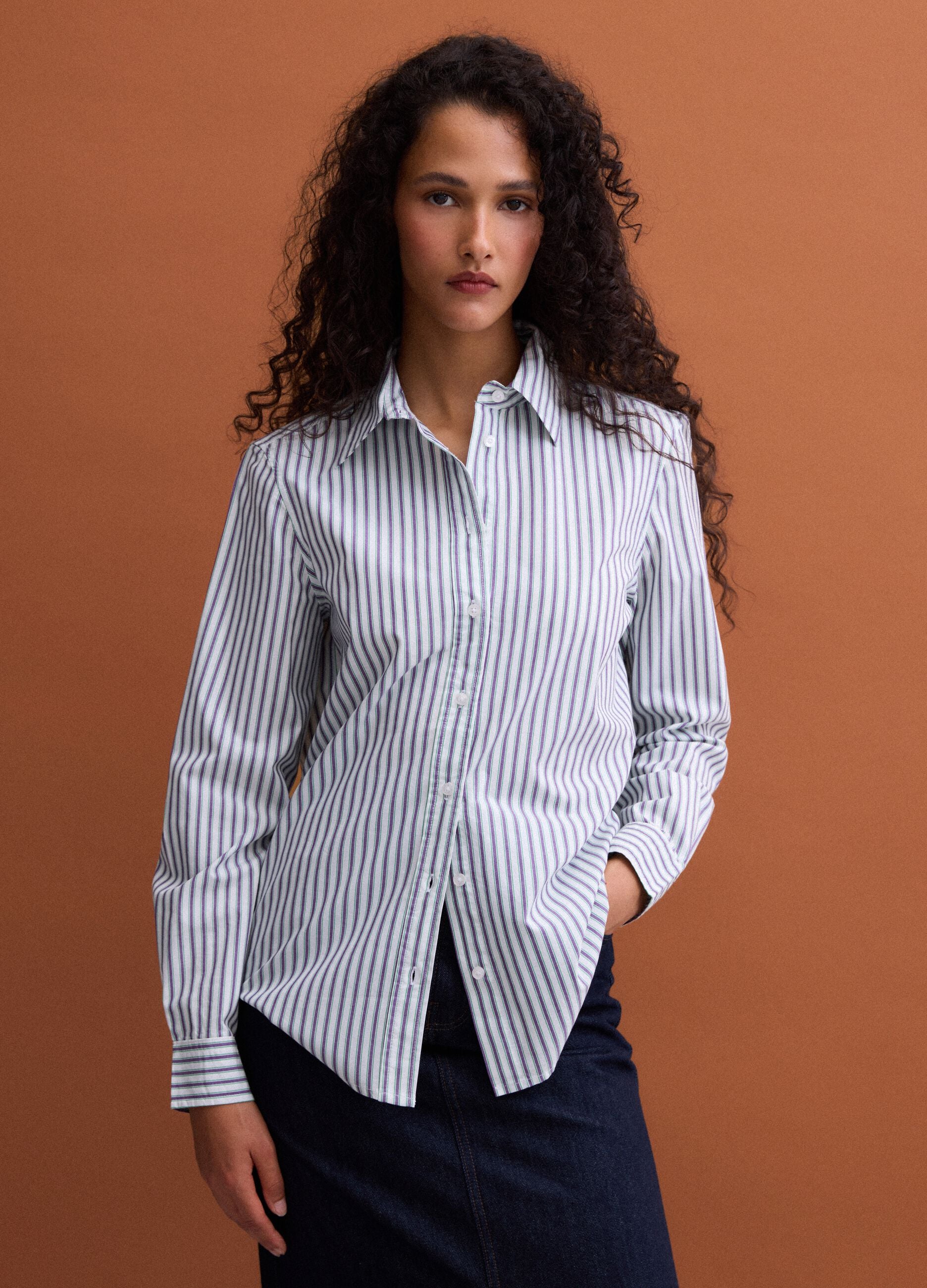 White cotton poplin shirt with purple stripes, regular fit