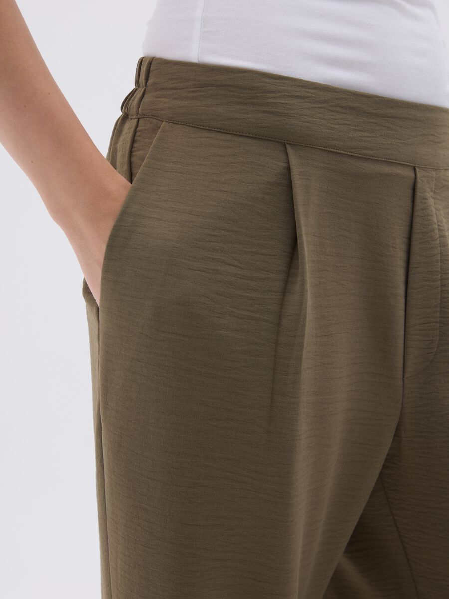 Women's Wide Green Trousers_3