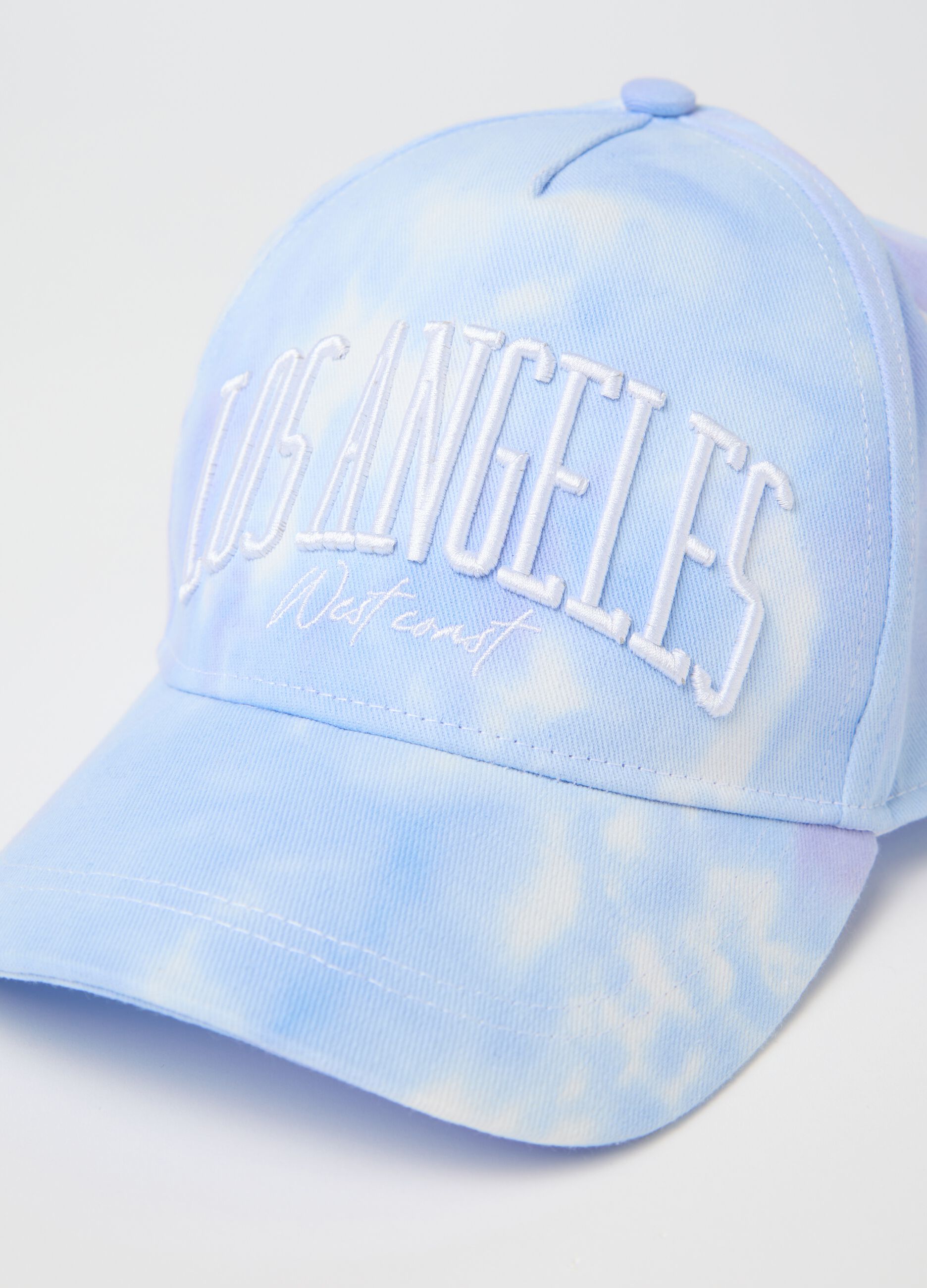 Cappellino da ragazza in puro cotone azzurro con ricamo Los Angeles