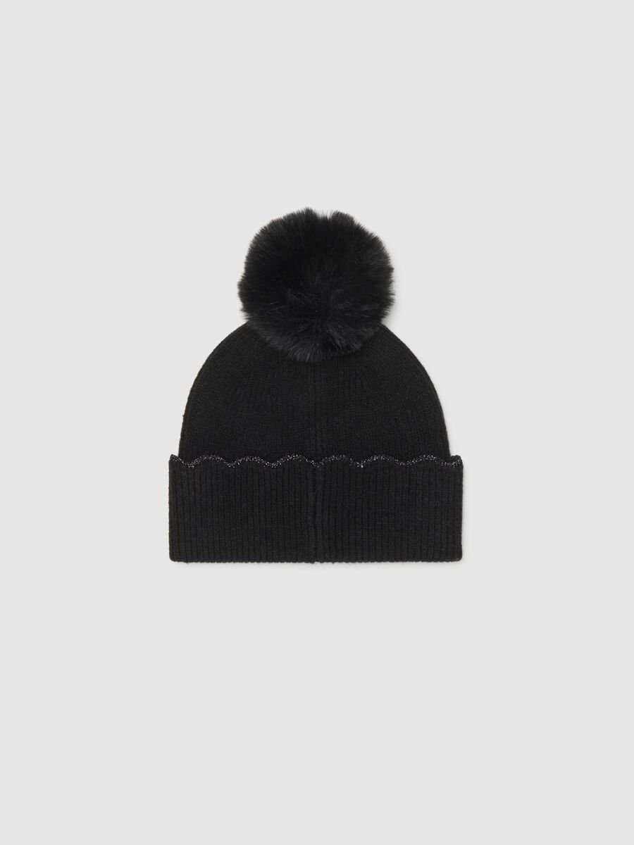 Black girl's hat with pom-pom and glitter_1