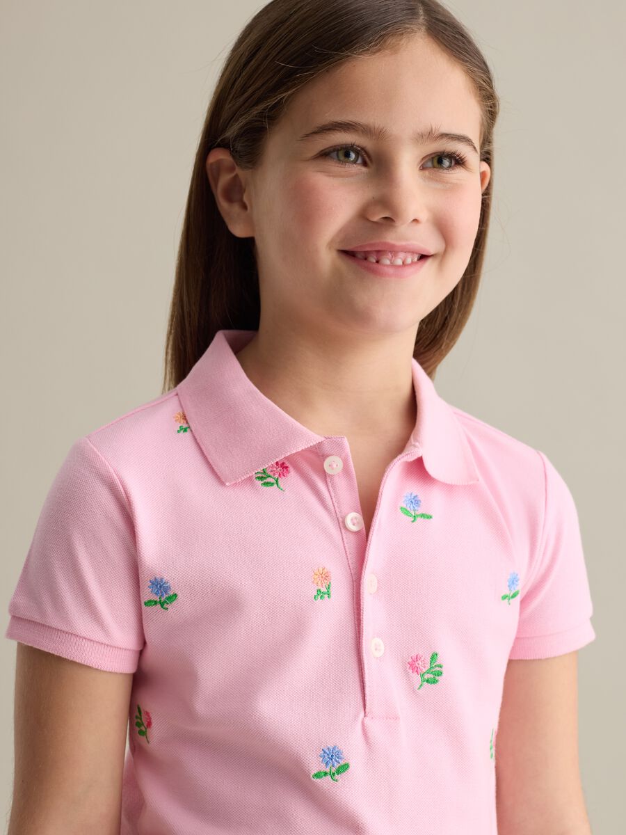 Cotton polo shirt with embroidered flowers_1