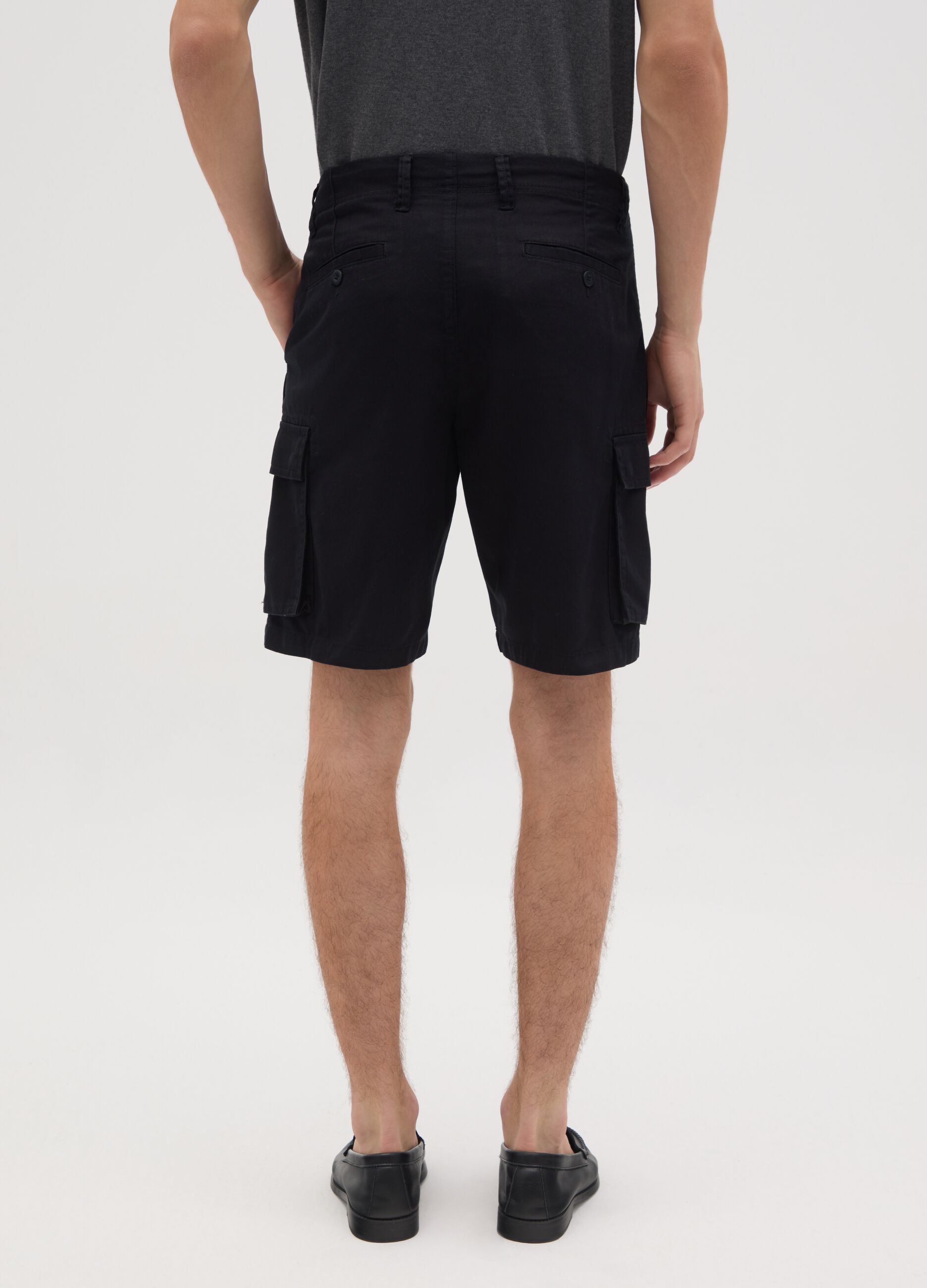 Men's regular fit black cotton shorts
