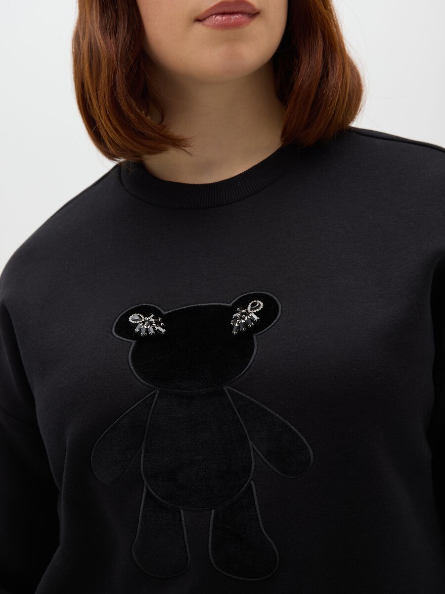 Black cotton blend regular fit sweatshirt with embroidered teddy bear_3
