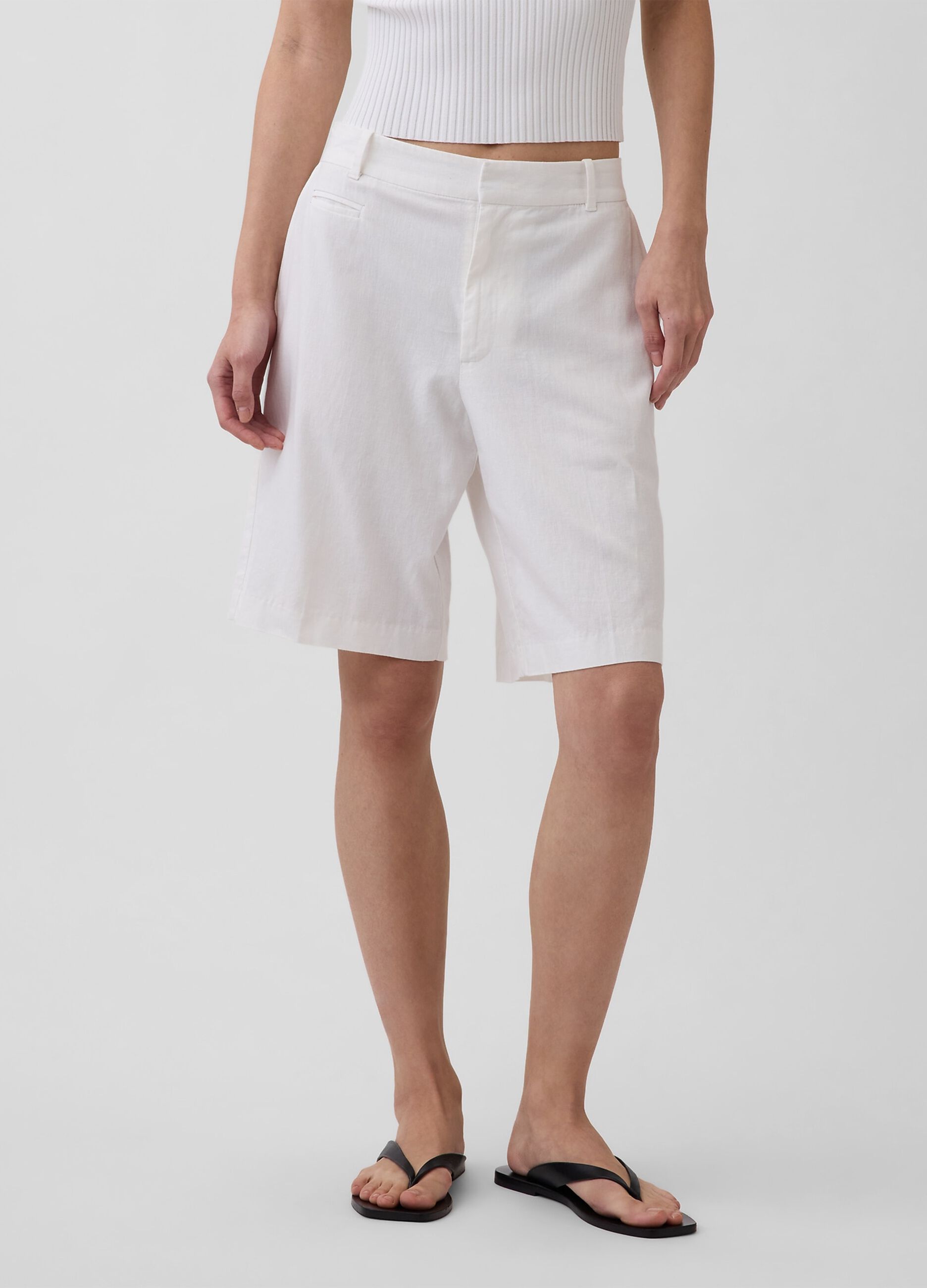 Linen and viscose blend shorts