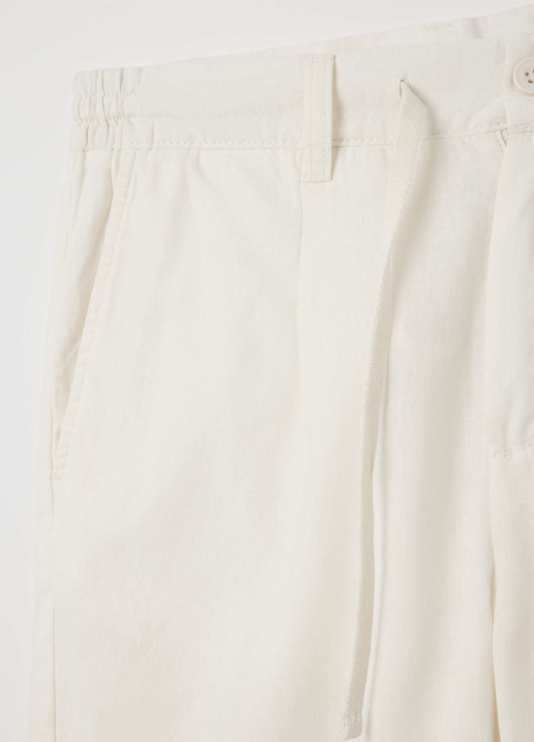 Regular fit Bermuda shorts in cotton and linen BST