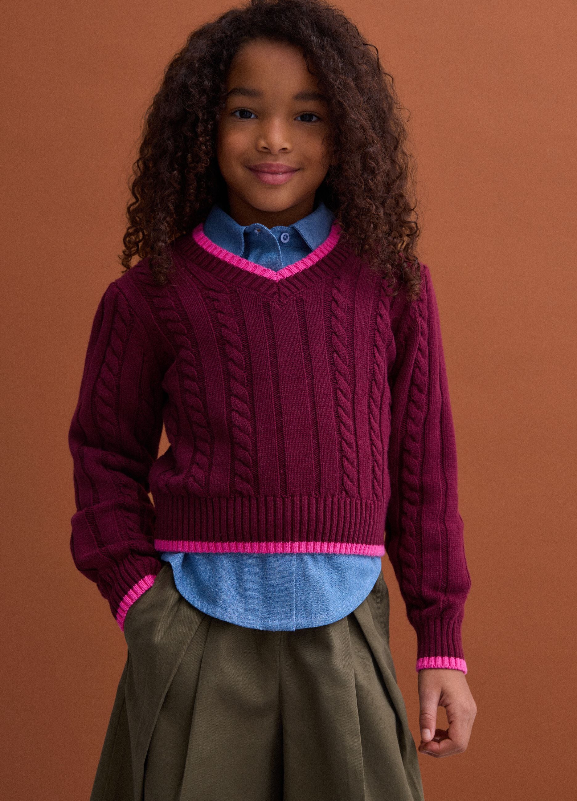 Red pure cotton cable-knit V-neck jumper for girls