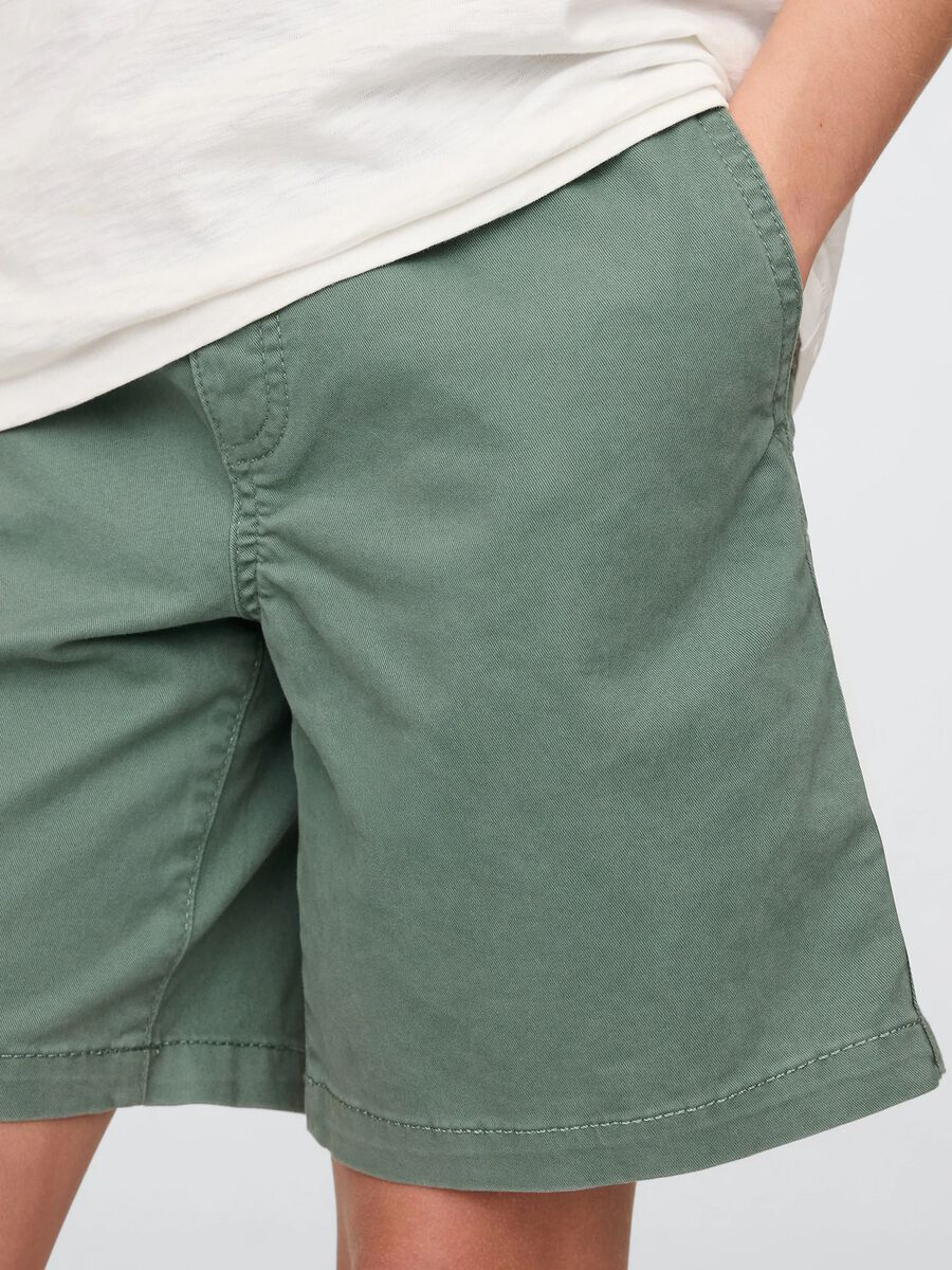 Green shorts in stretch cotton_3
