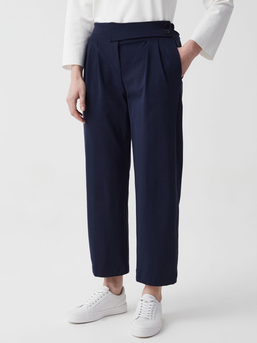 Cropped cigarette trousers with buttons_1