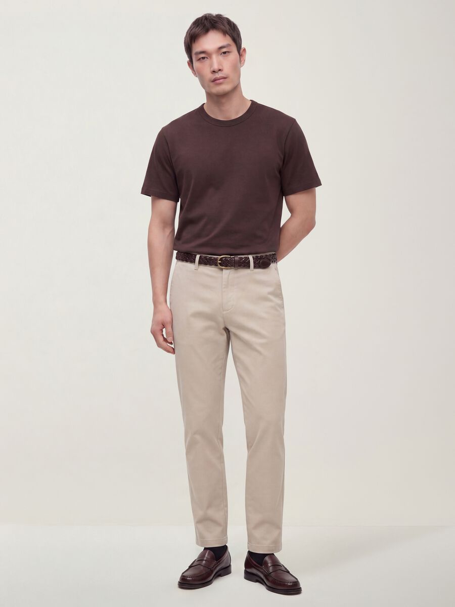 T-shirt marrone in puro cotone a girocollo relaxed fit_1