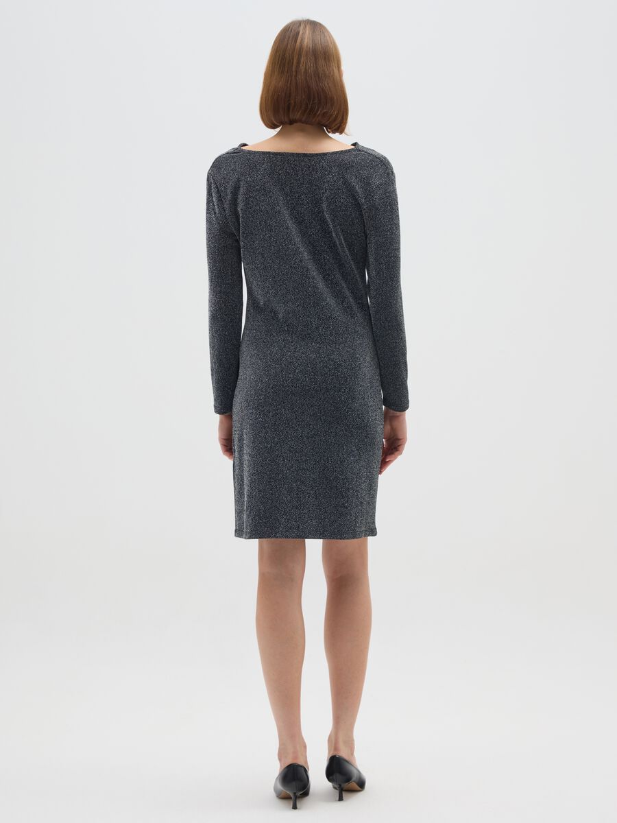 Abito nero metallizzato a maniche lunghe regular fit_2