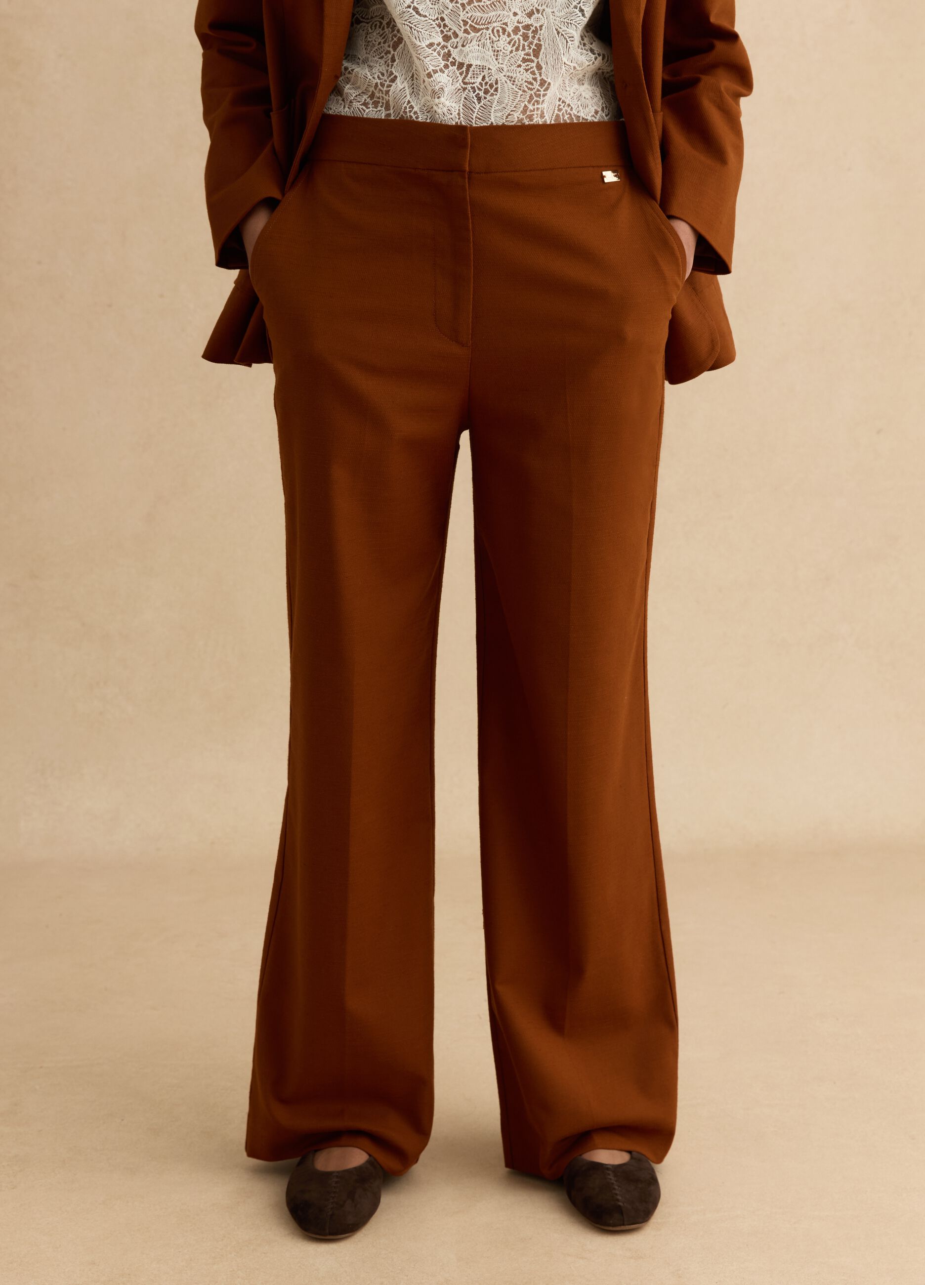 Brown wide leg trousers in stretch cotton and linen blend