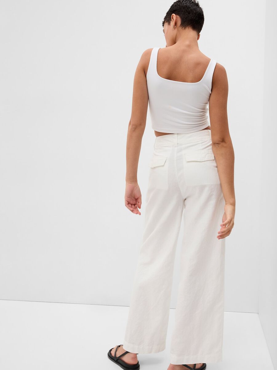 Pantaloni wide leg con pinces_1