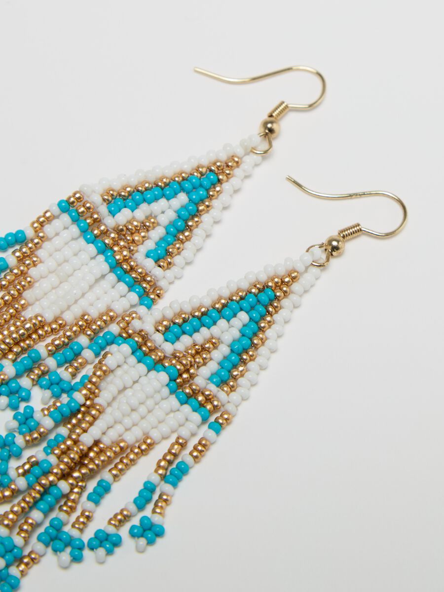 Pendant earrings with ethnic motif_1
