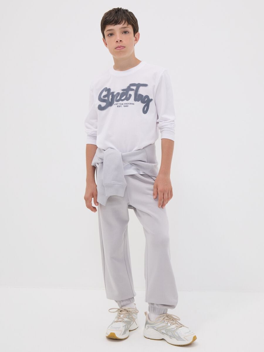 Pantaloni jogger grigi in puro cotone organico per ragazzo relaxed fit_0