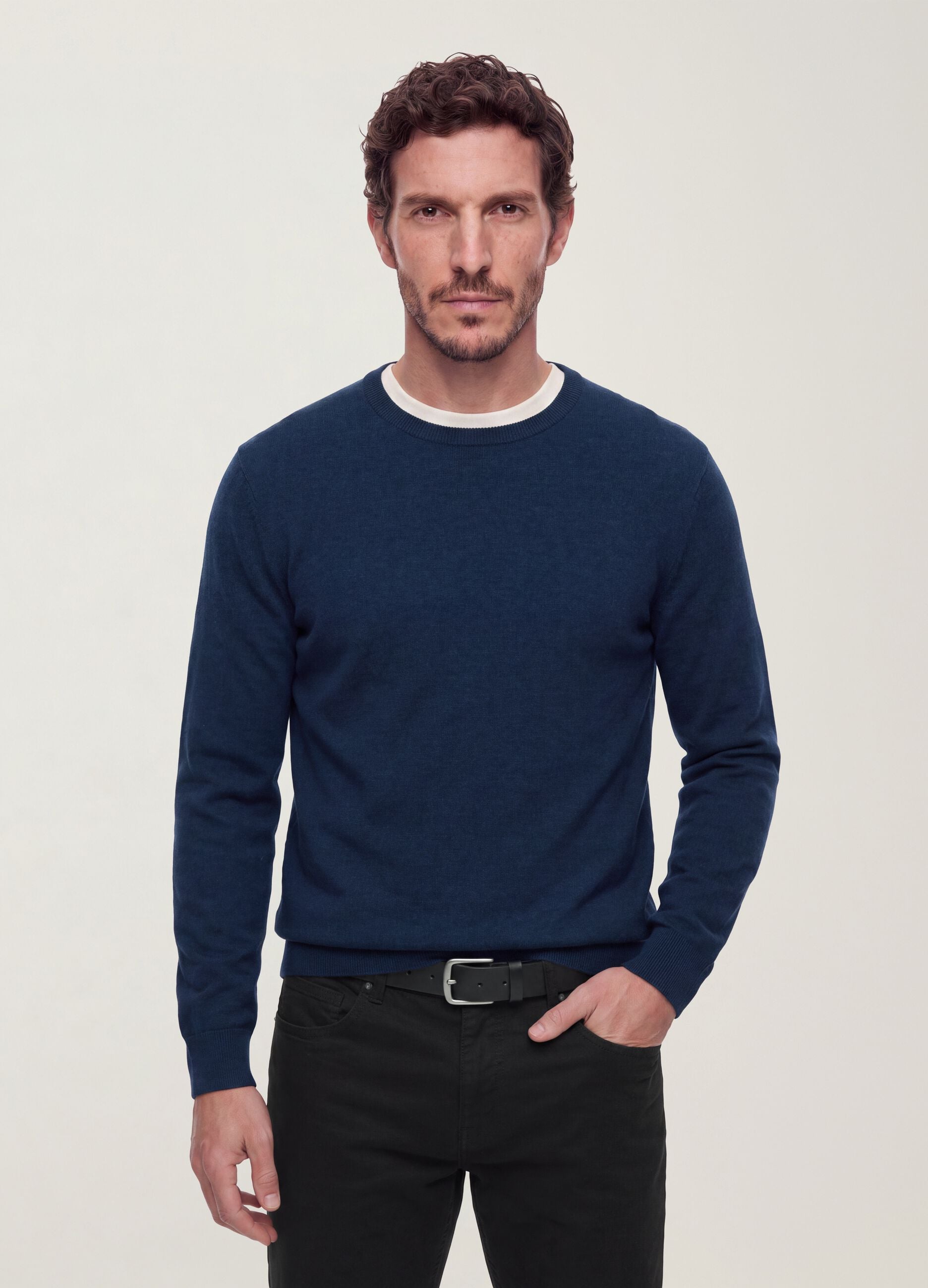 Blue crew-neck jumper in viscose blend, regular fit