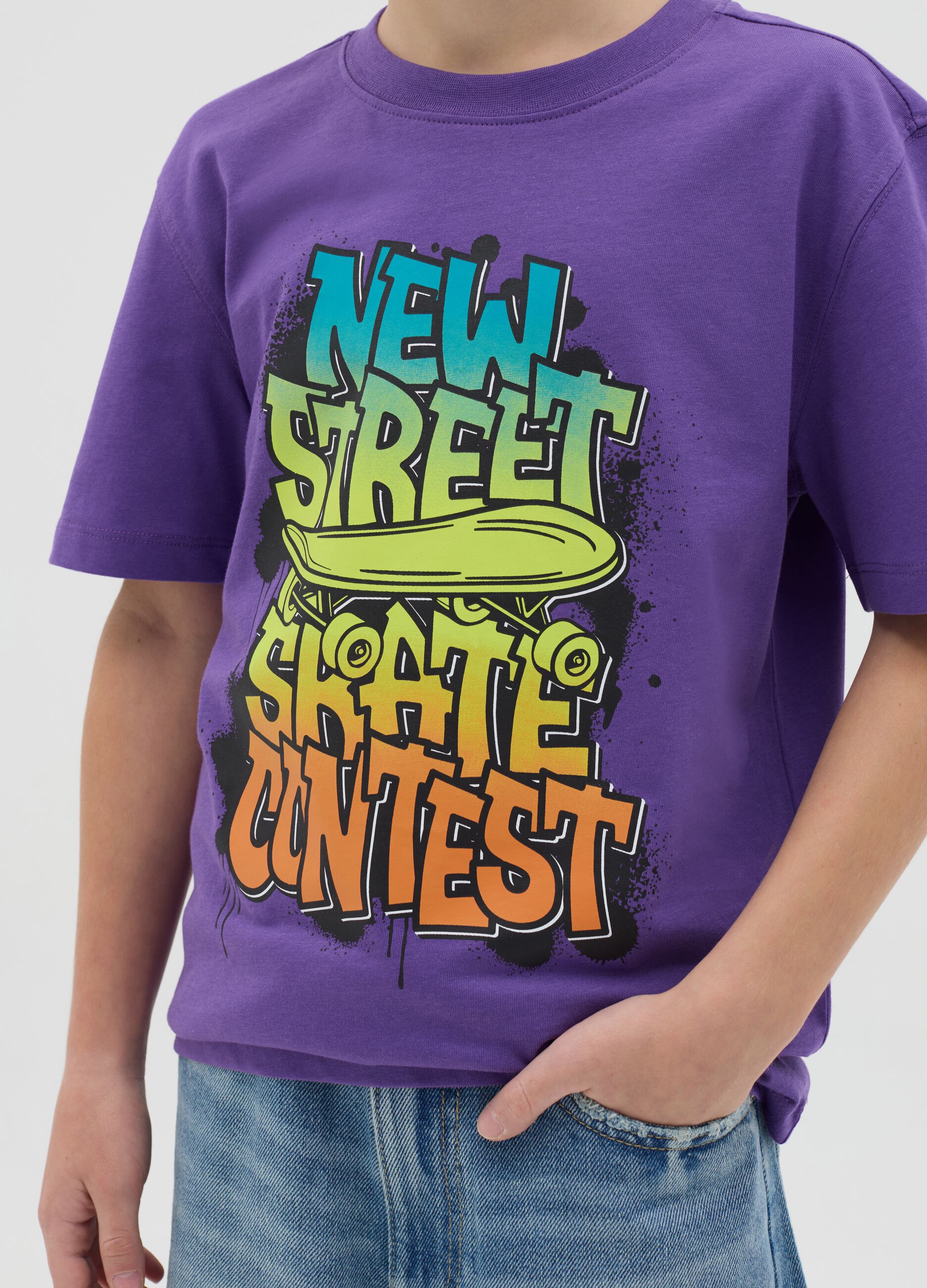 Cotton T-shirt with "New Street Skate Contest" print