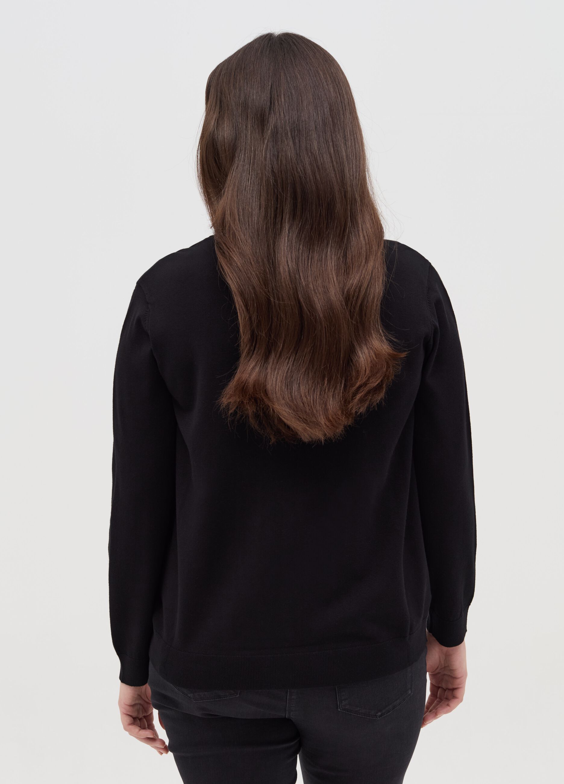 Curvy cardigan with round neck