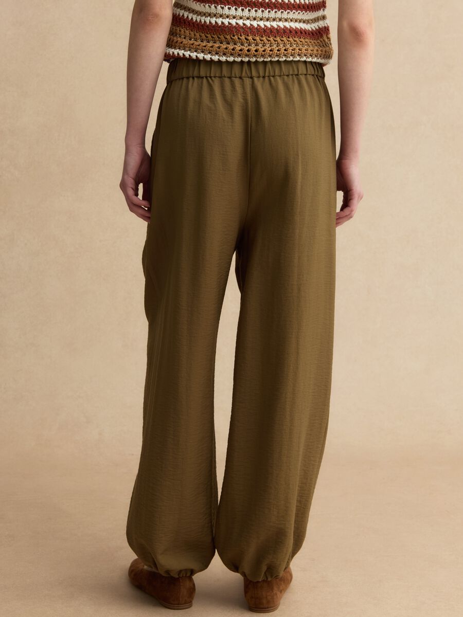 Pantaloni verdi in misto viscosa_2