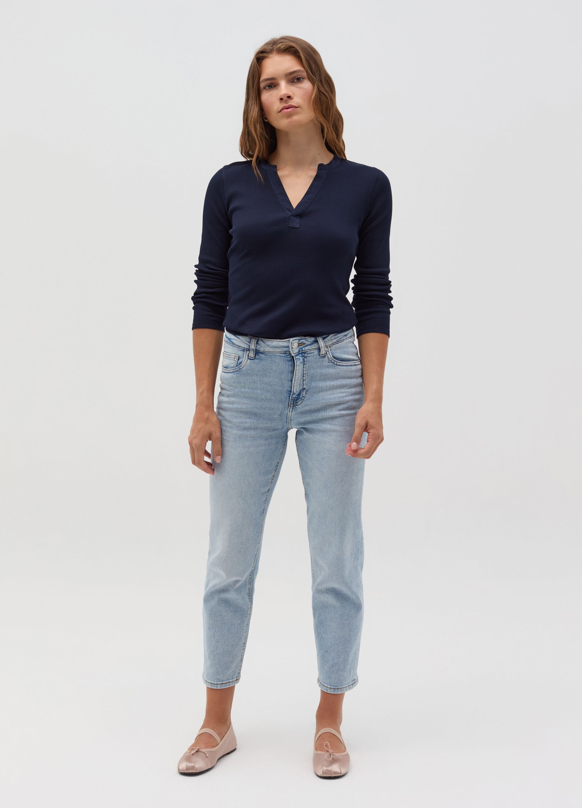 OVS T-shirt a costine sottili con scollo a V