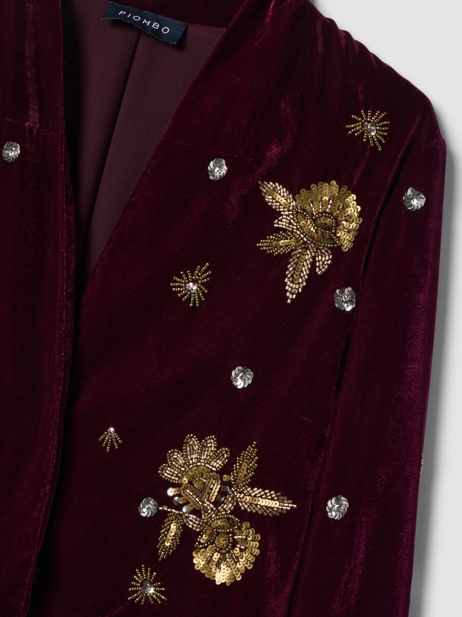 Velvet blazer rosso regular fit con ricami floreali_1