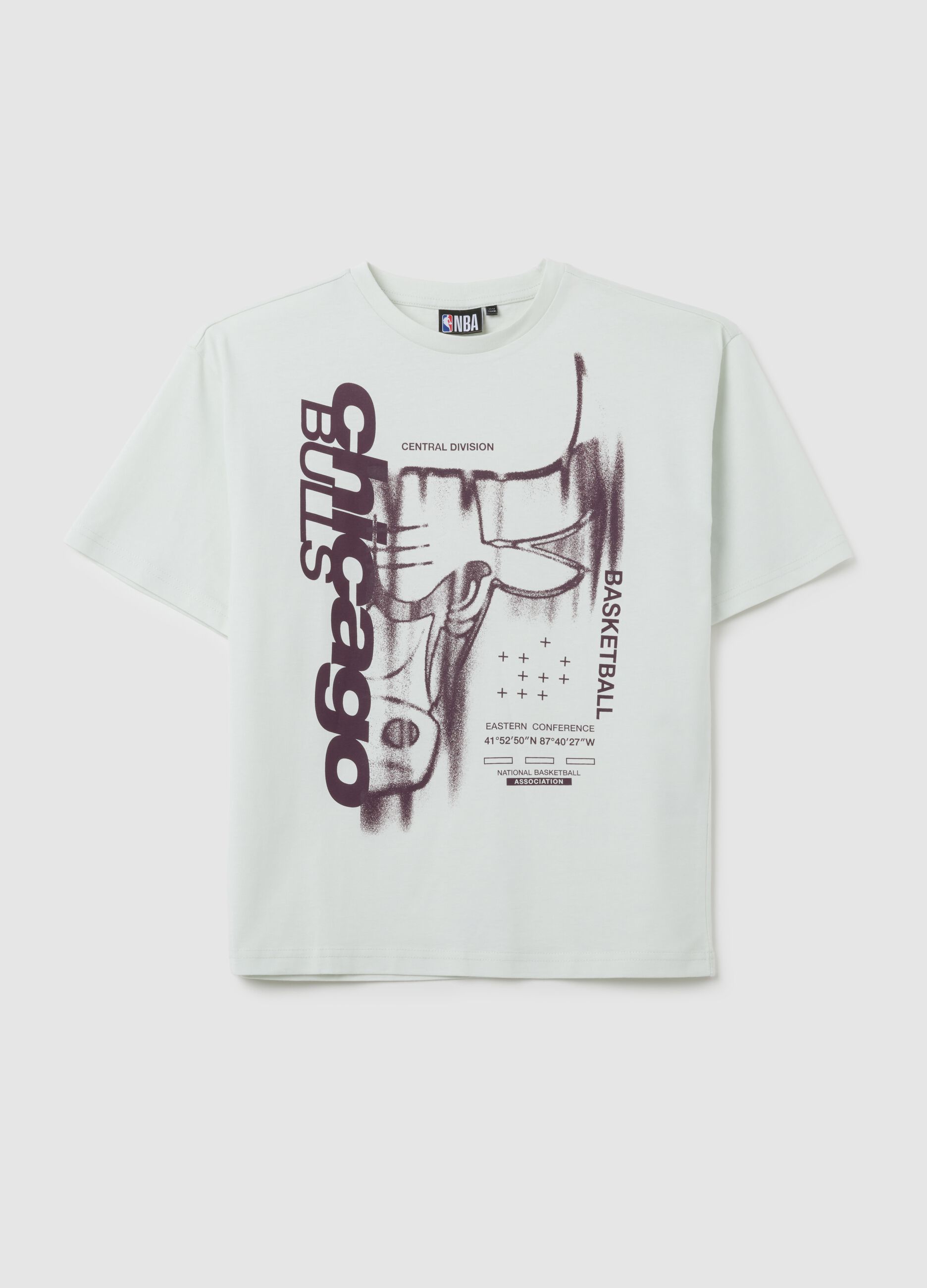 T-shirt da bambino in puro cotone bianca regular fit con stampa Chicago Bulls