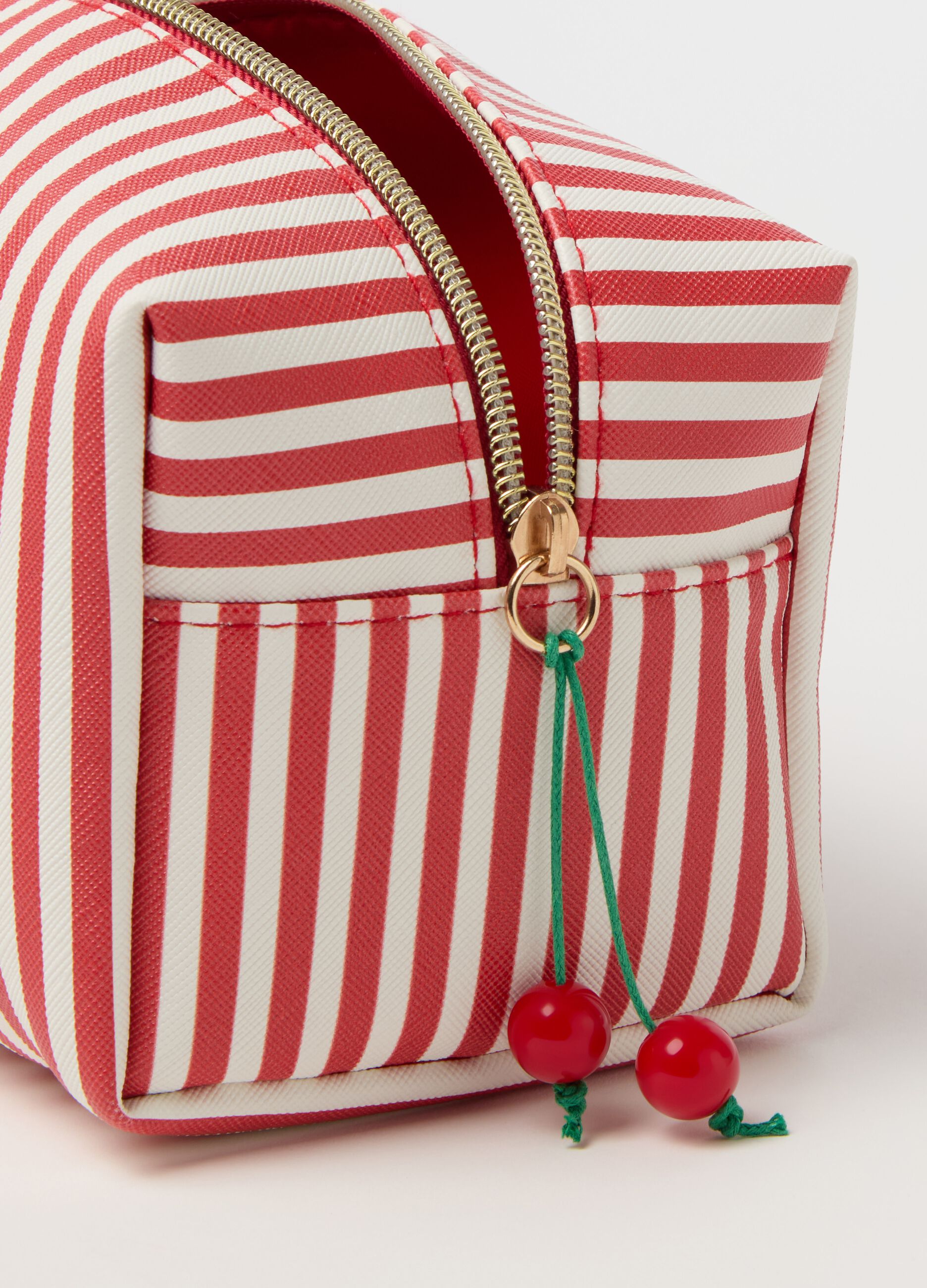 Beauty case with print