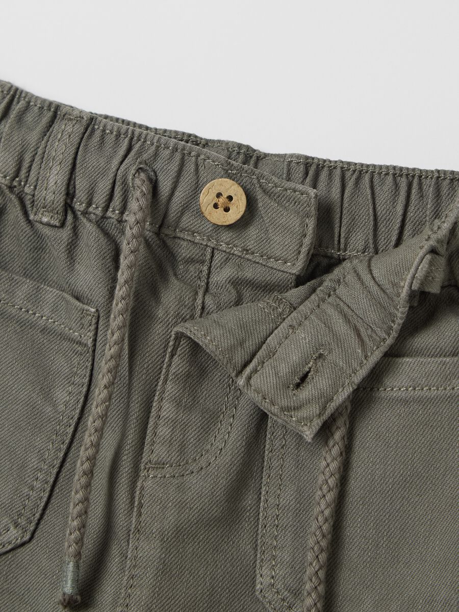 Grey shorts in cotton with drawstring_2