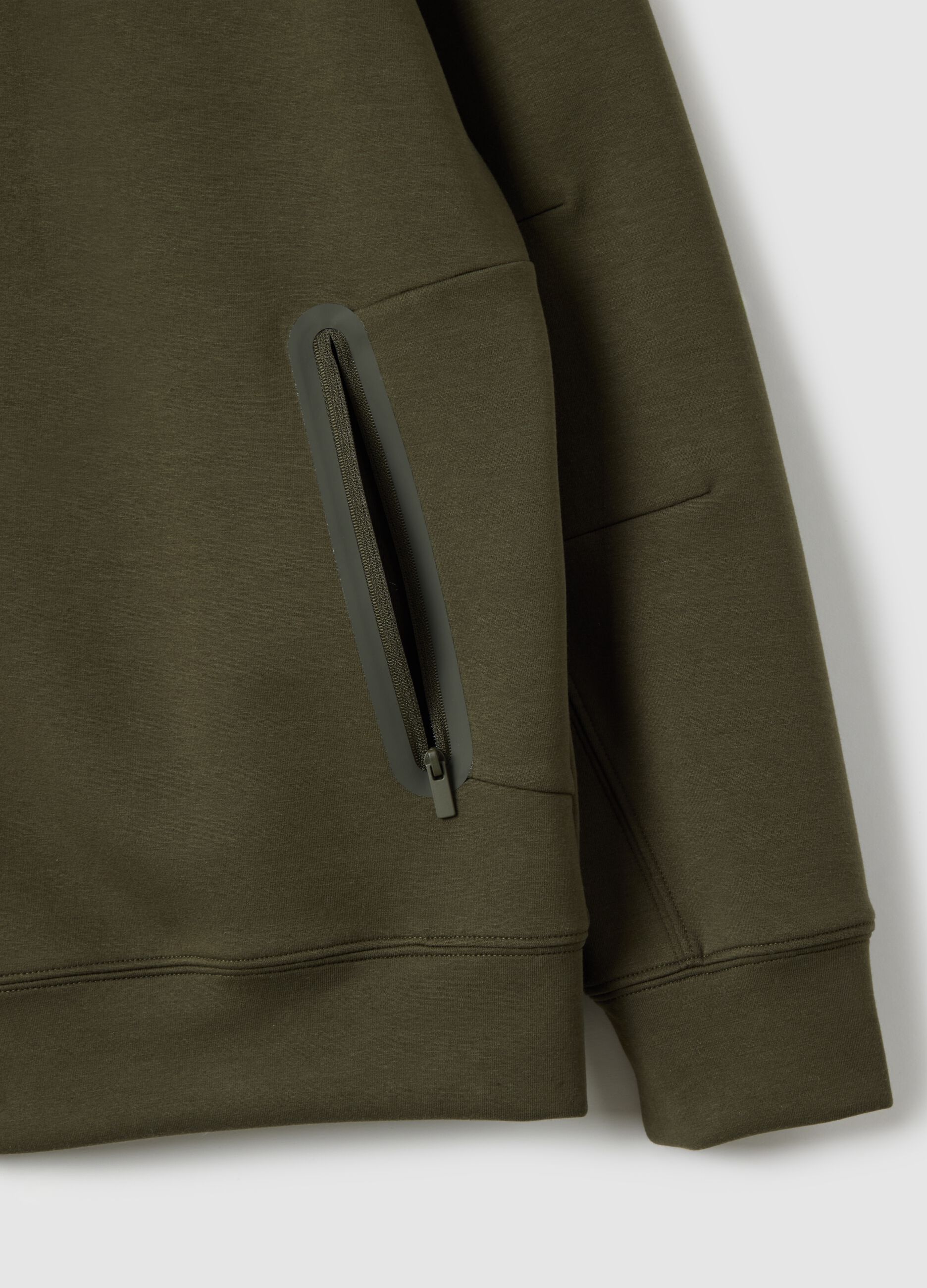 Regular fit green hoodie with front zip collar