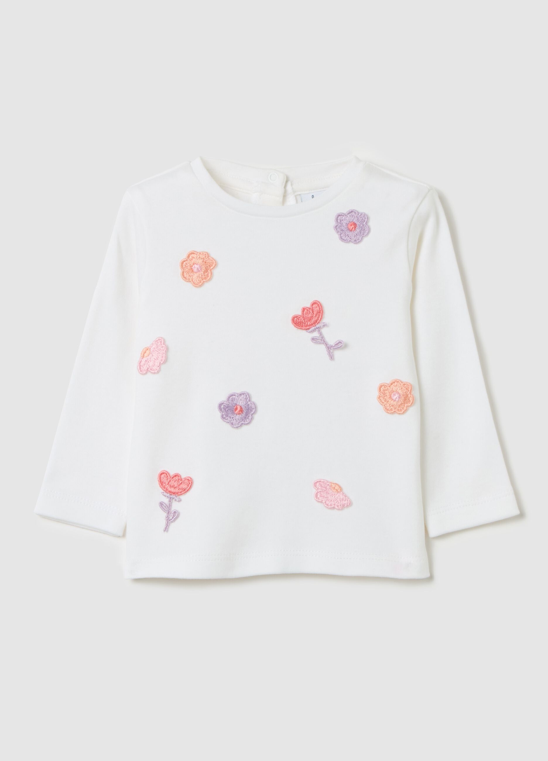 Long-sleeved T-shirt with crochet flowers