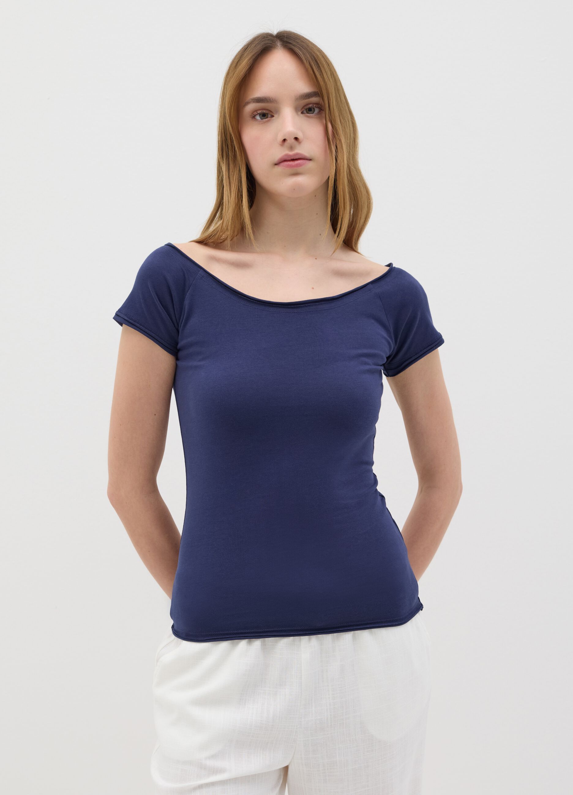 Fitted blue short-sleeve cotton T-shirt