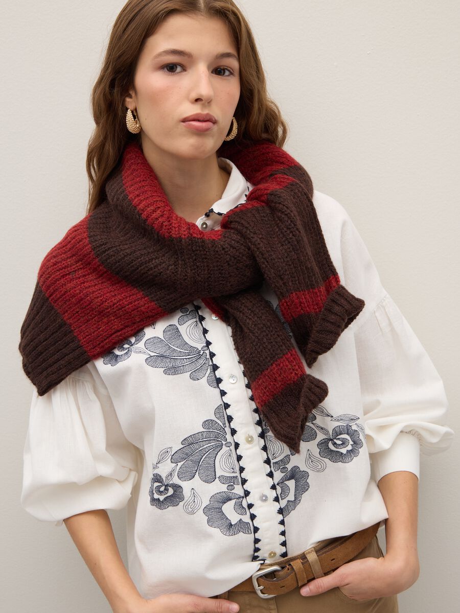 White oversized cotton and linen shirt with embroidery_0