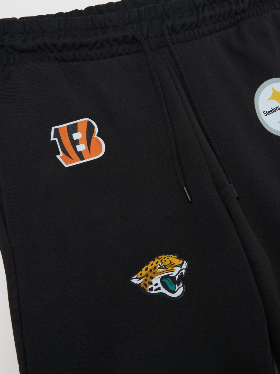 Sports Shorts with NFL Team Logos_5