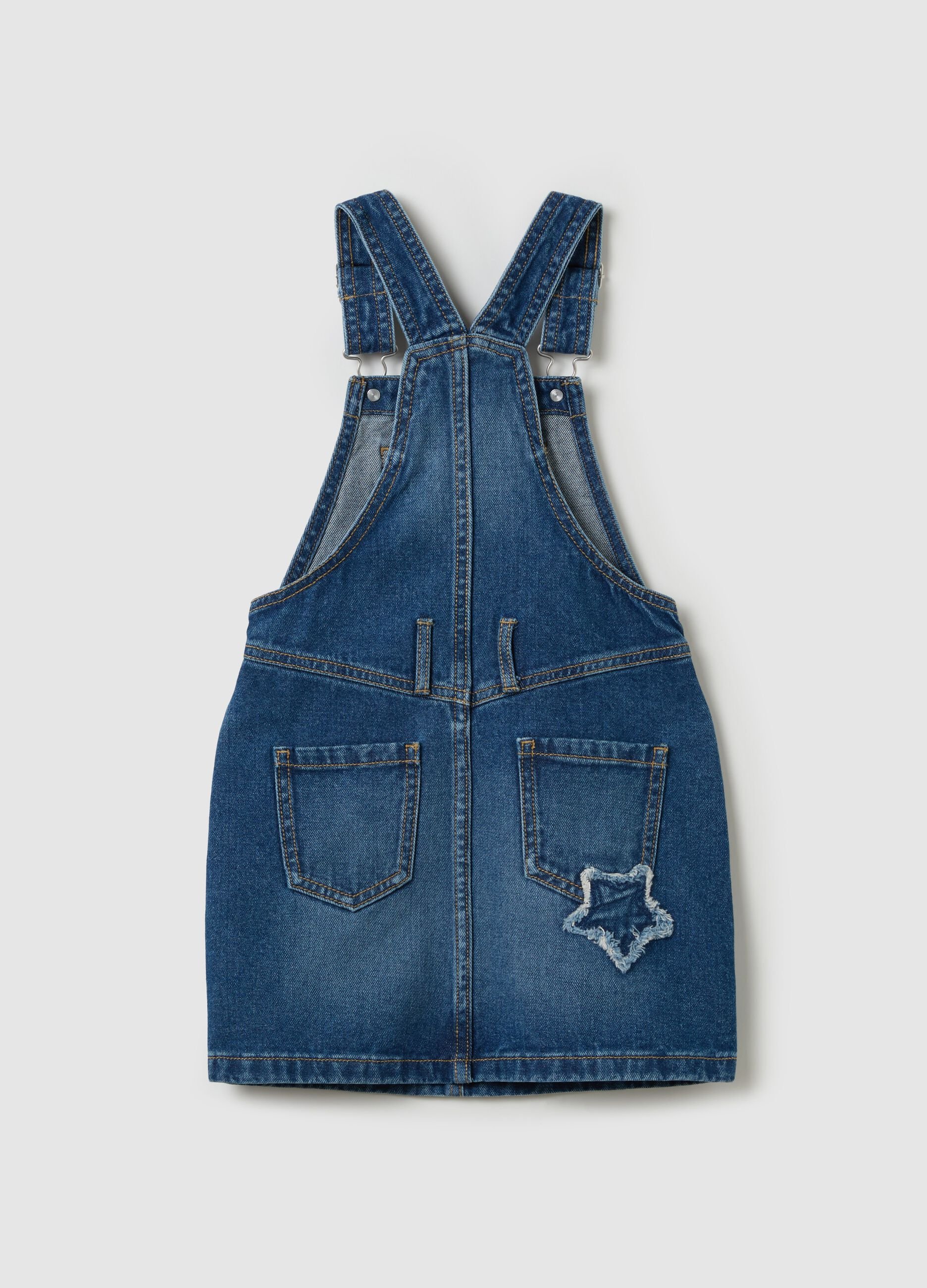 Salopette gonna in denim con patch stelle 