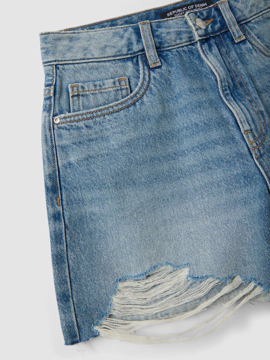 Shorts in denim azzurro in puro cotone regular fit_5