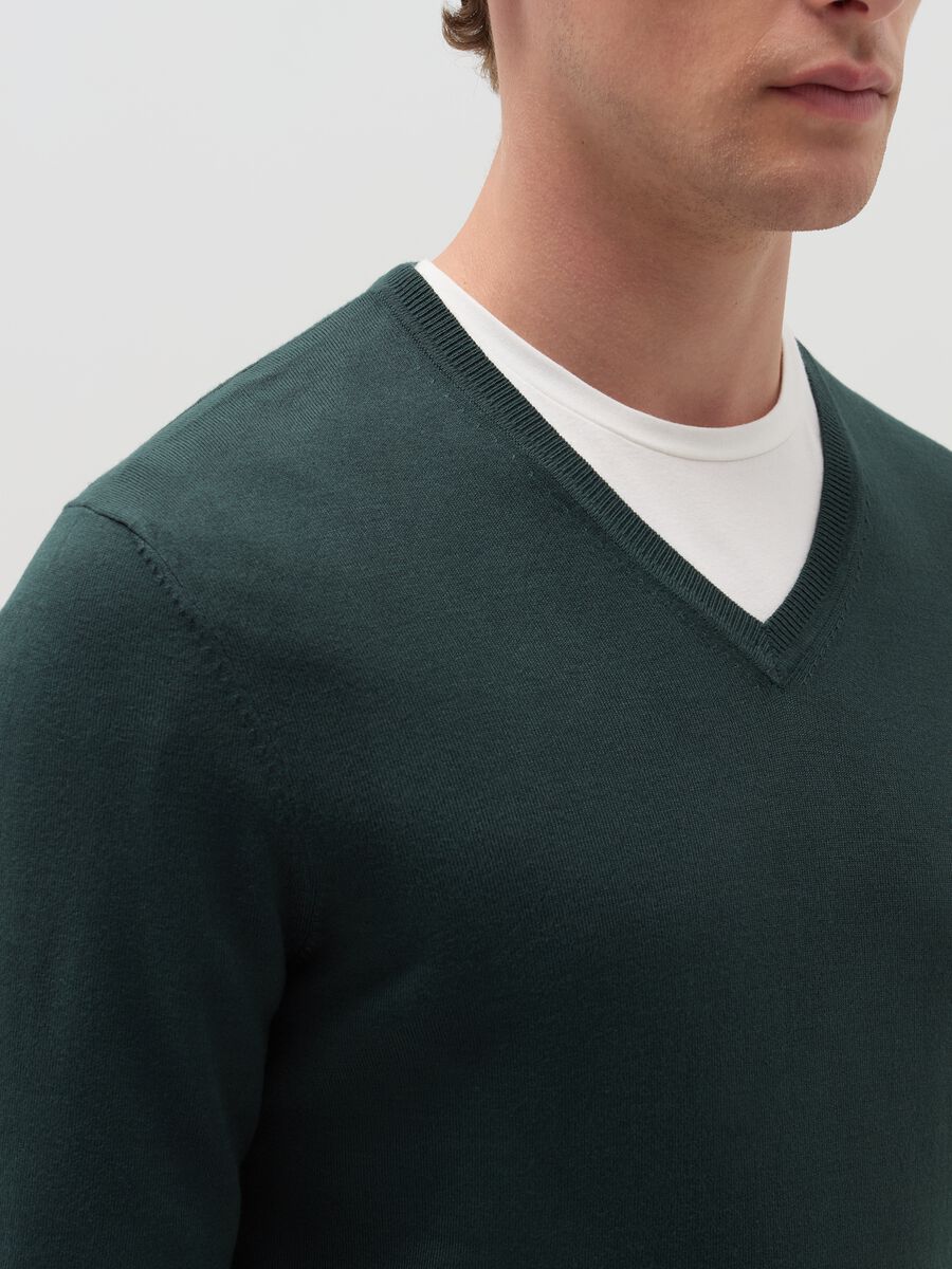 V-neck pullover_5