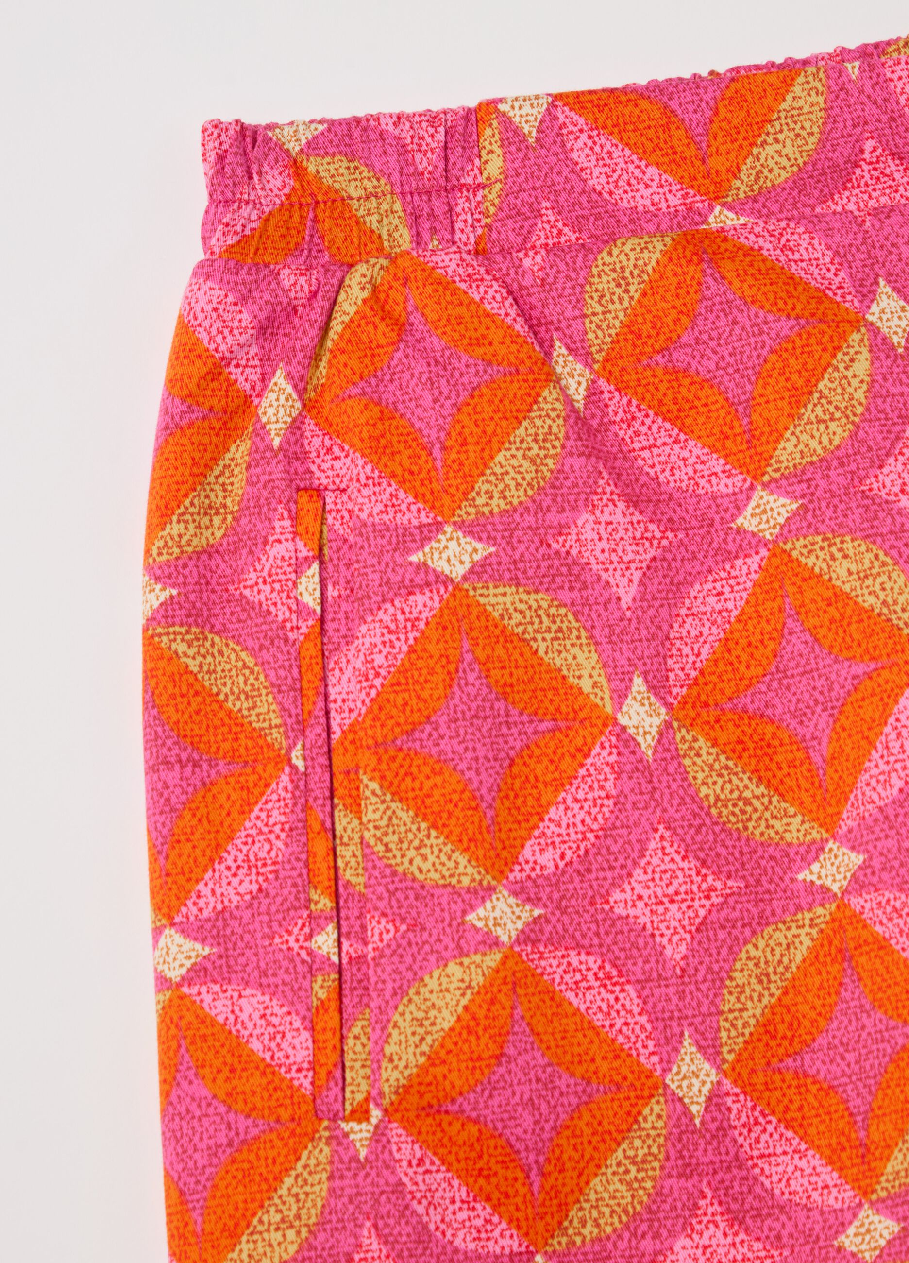 Pantalone a gamba larga stampa all-over
