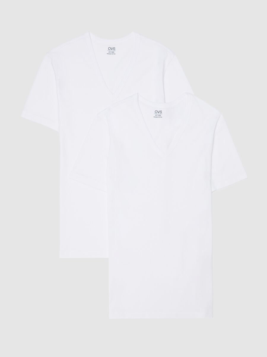 Two-pack undershirts with V neck_4