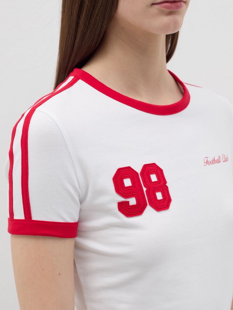 Cropped T-shirt with print_3