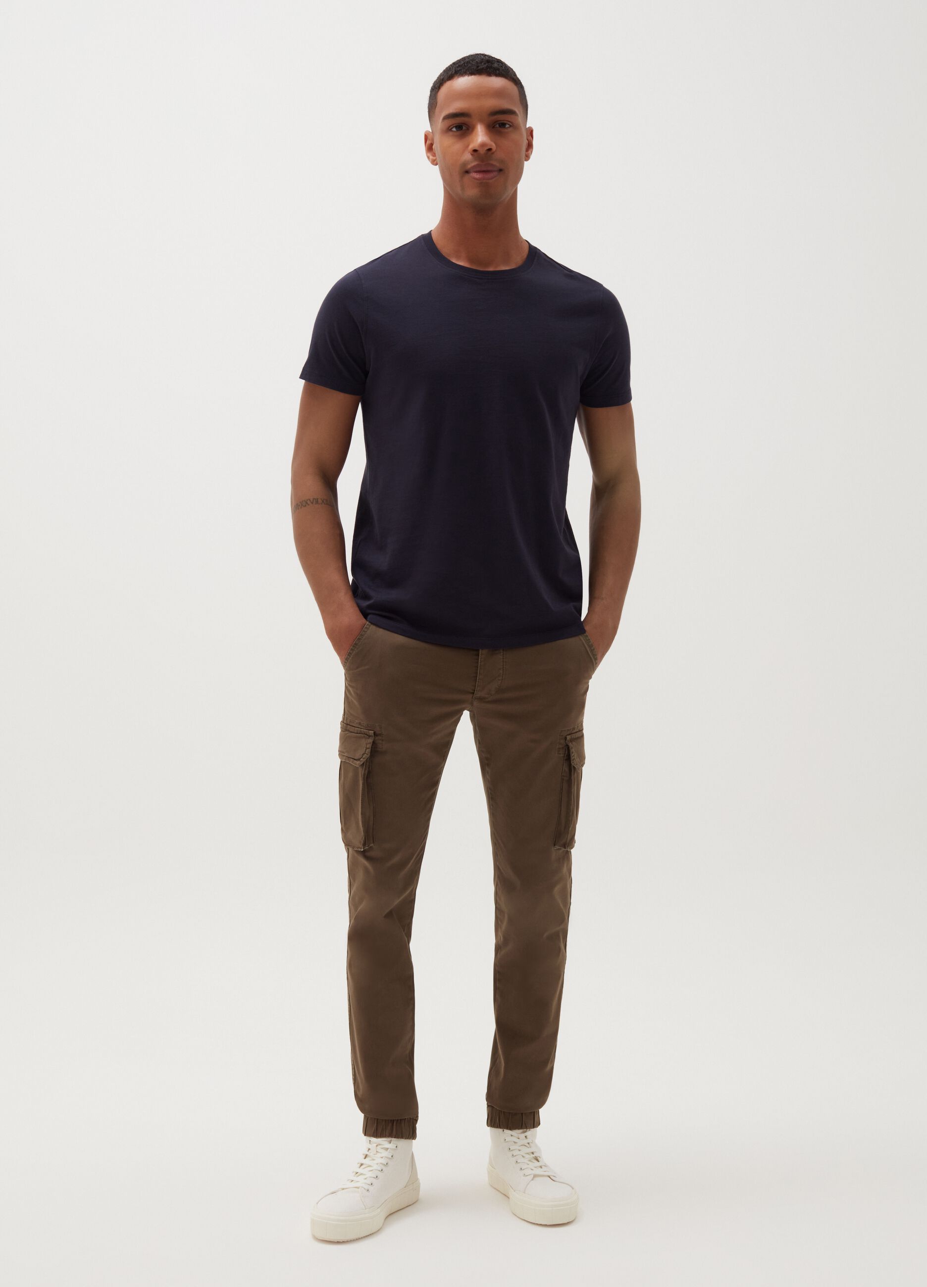 Cargo-cut chinos with elastic ankles