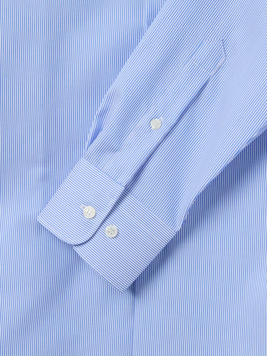 Slim-fit no-iron shirt with thin stripes_5