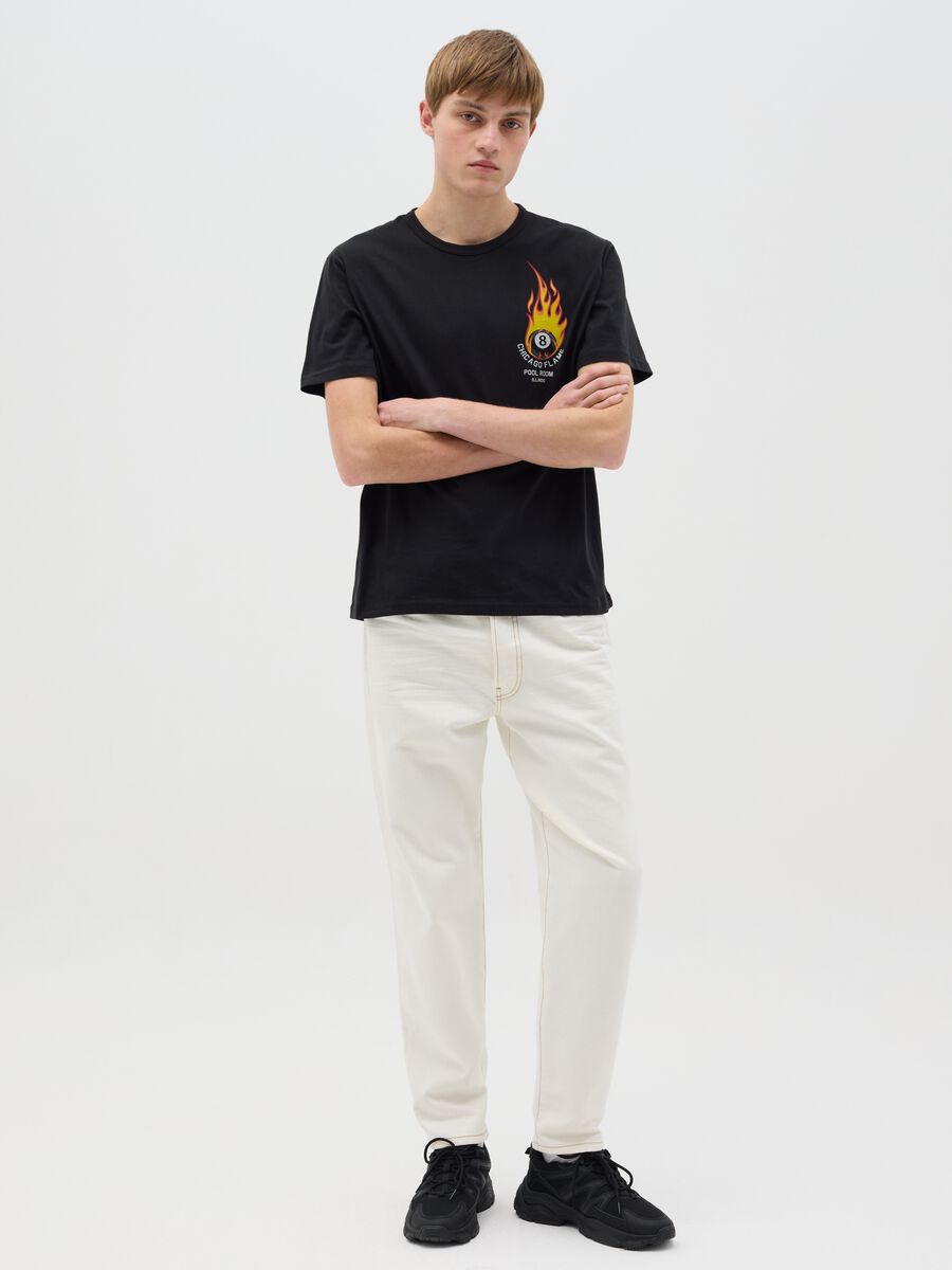 Cotton T-shirt with snooker ball with flames print_1