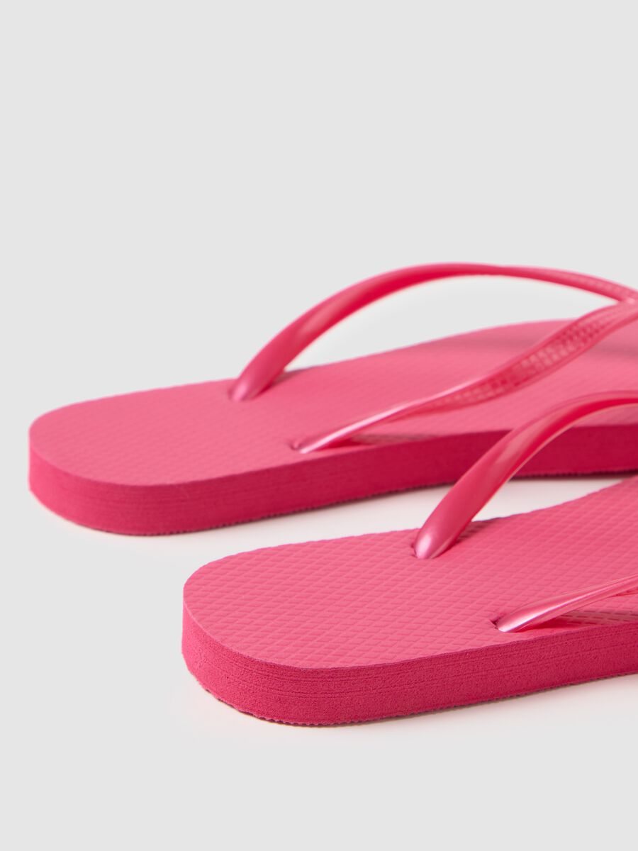Women’s flip-flop in pink PVC and polyethylene mix_2