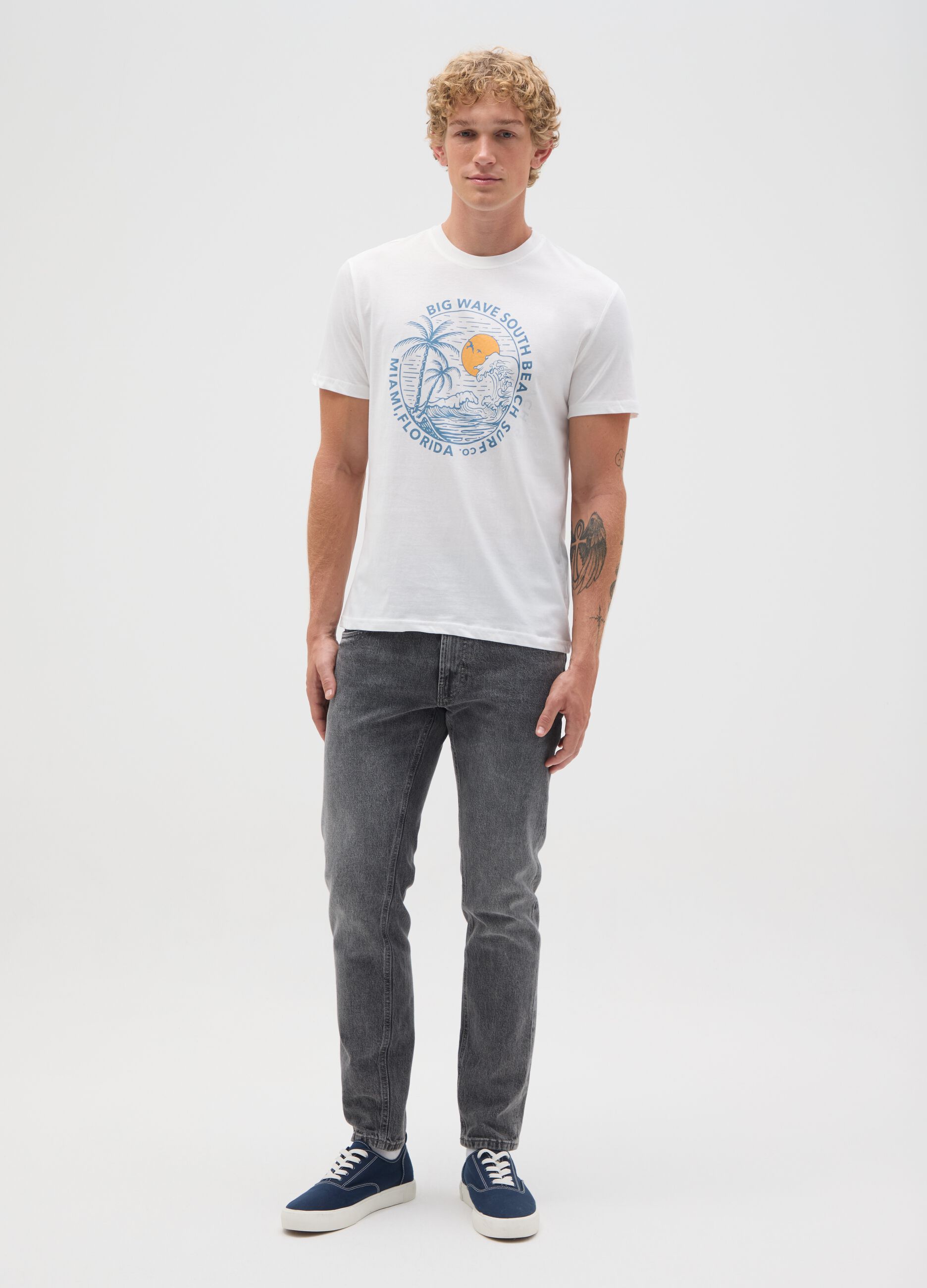 Men's white pure cotton regular fit t-shirt
