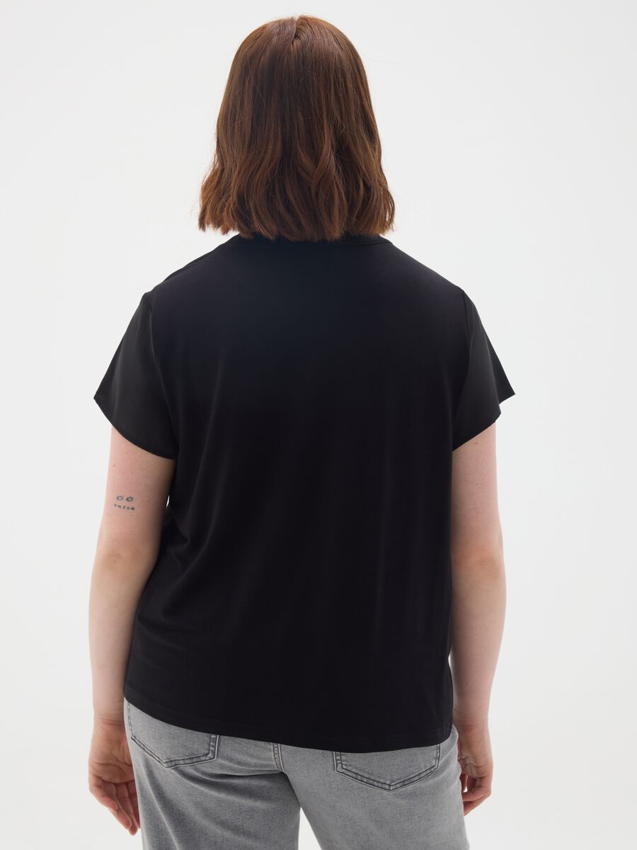 Black regular fit top with pleat_3