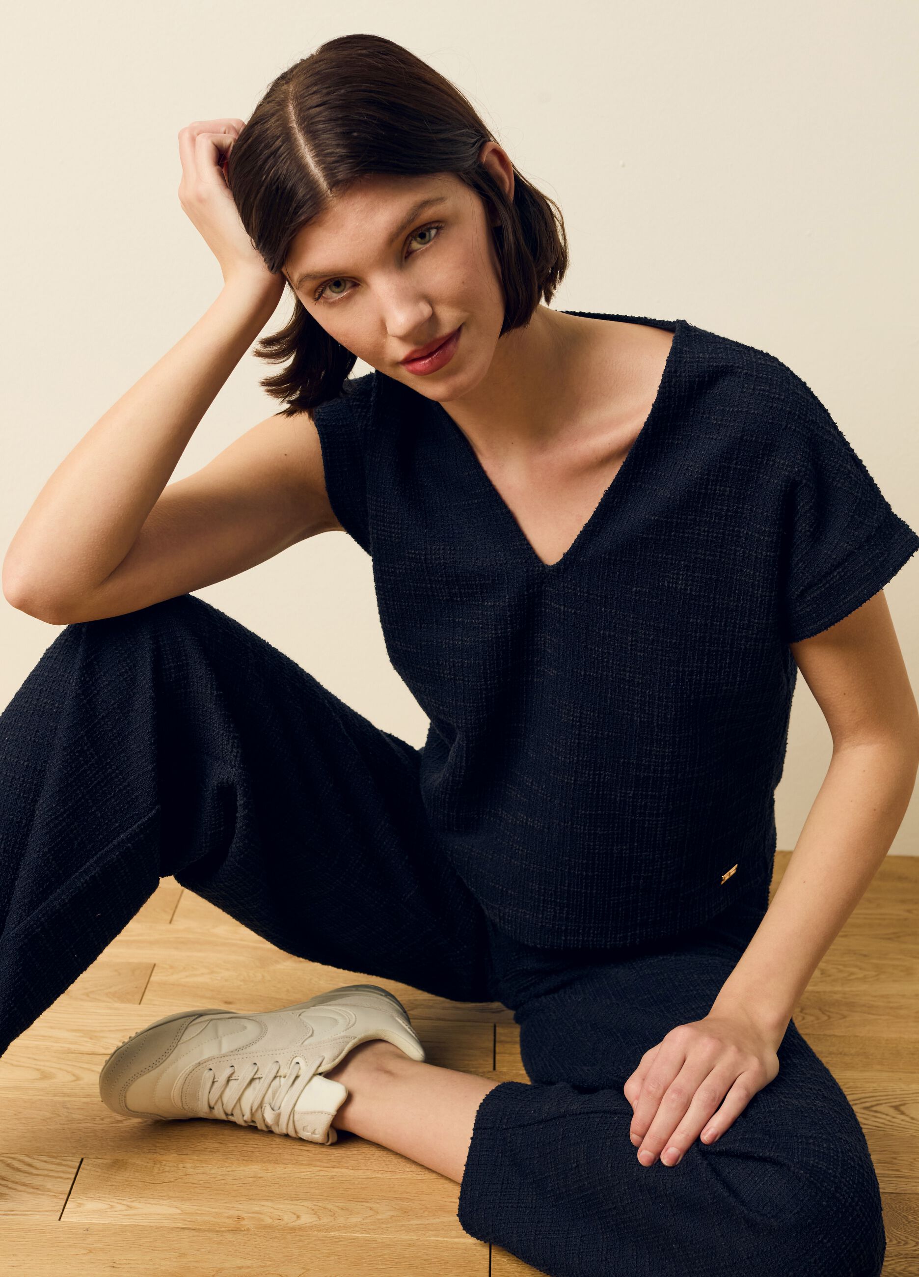 Woven T-shirt with kimono sleeves