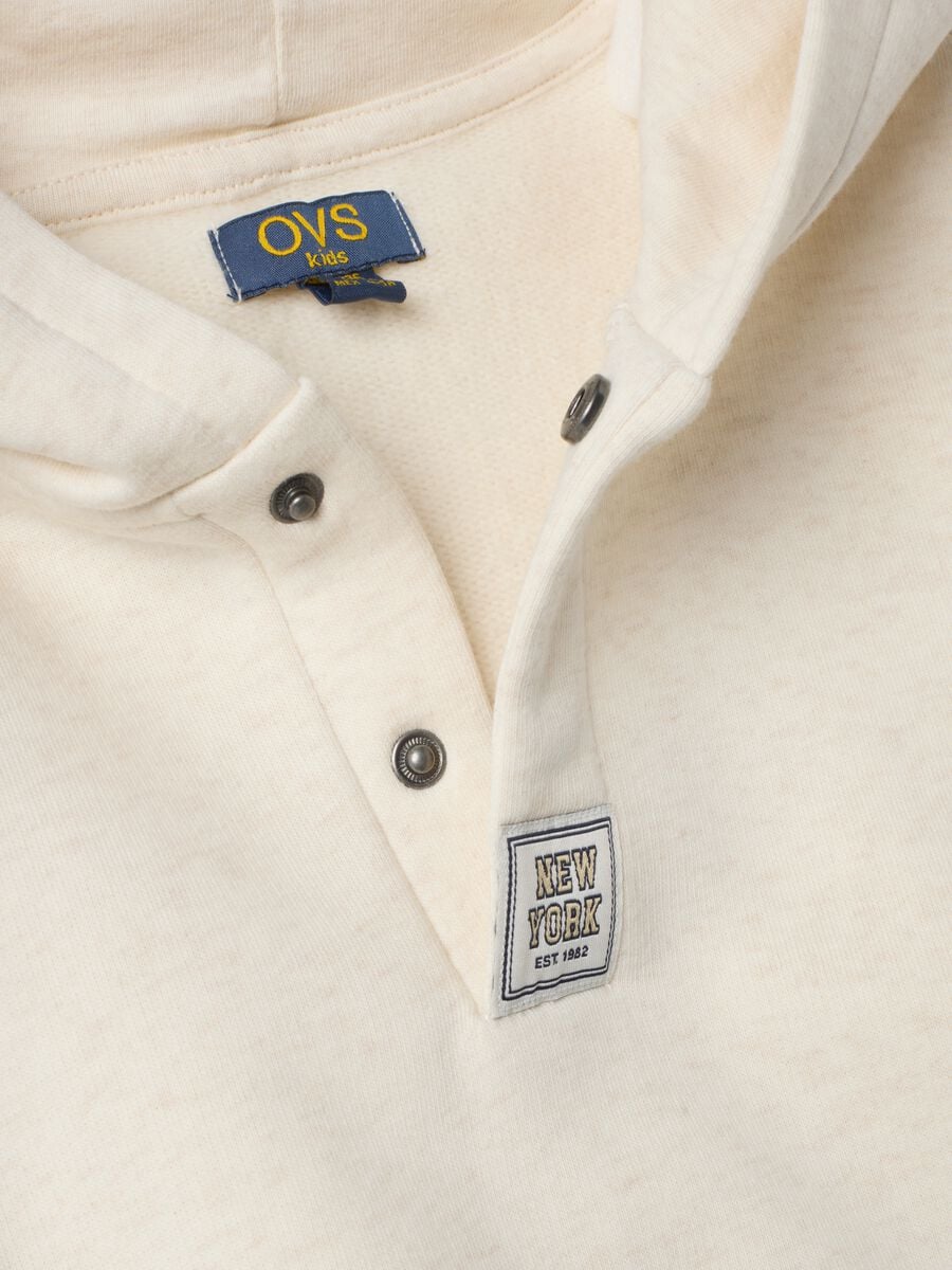 Felpa beige in misto cotone con cappuccio e girocollo_3