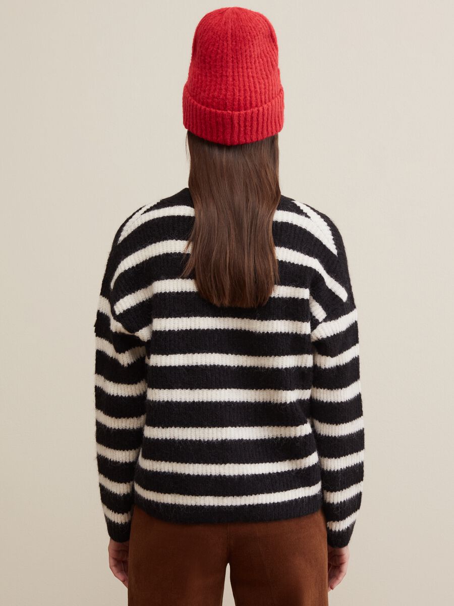 Flat-ribbed cardigan with striped pattern_2