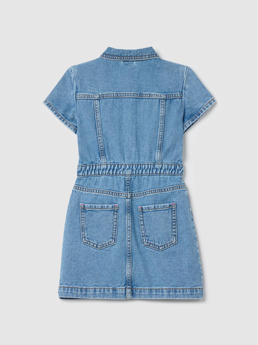 Short-sleeved dress in denim with embroidery_1