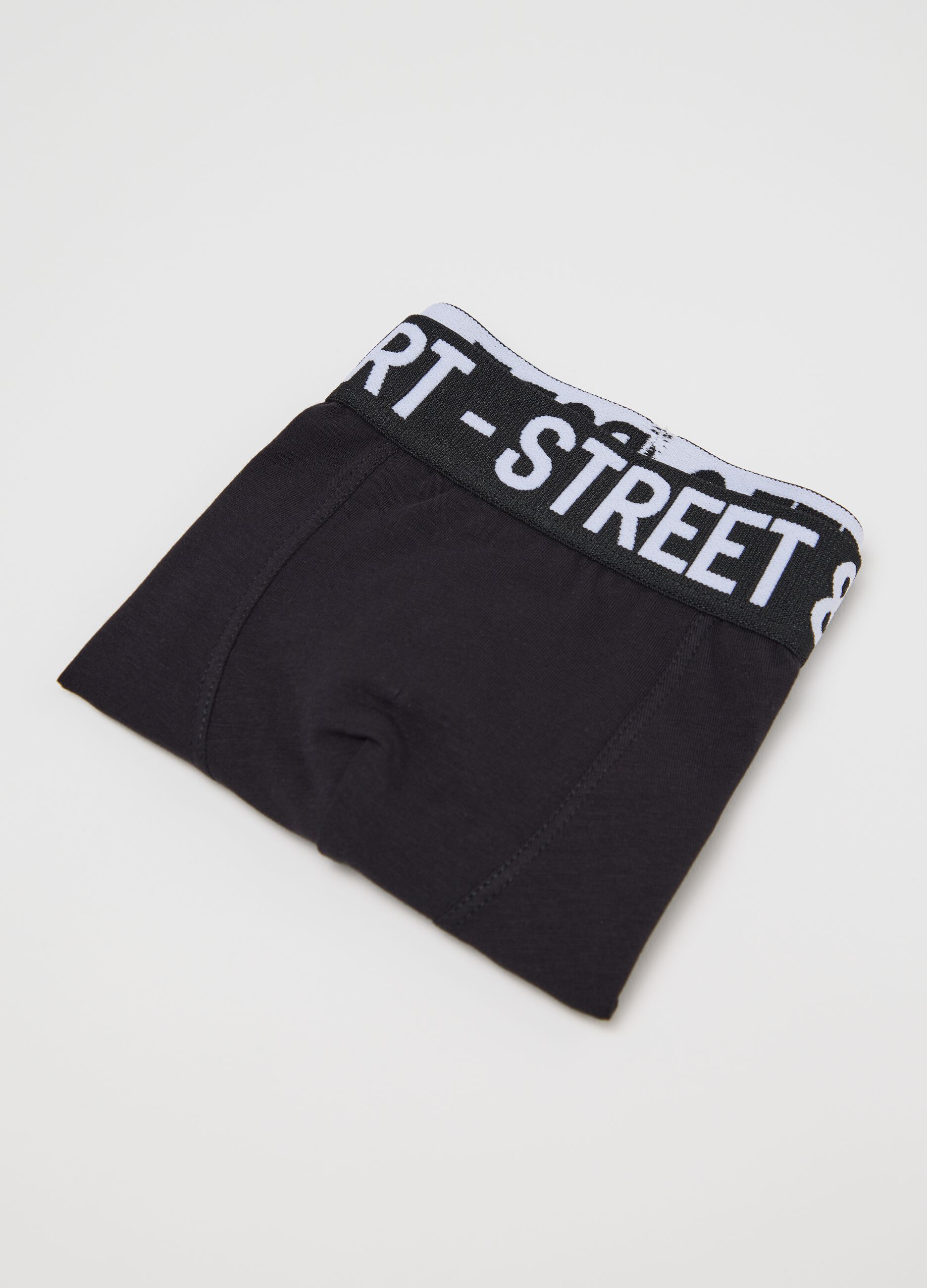 Three-pack black boxer shorts in stretch cotton with lettering